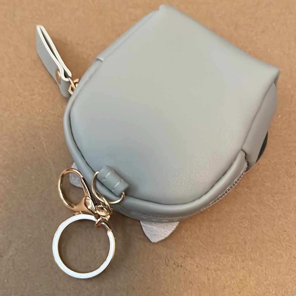 Grey Mini Owl Backpack Keychain - Picture 3 of 7